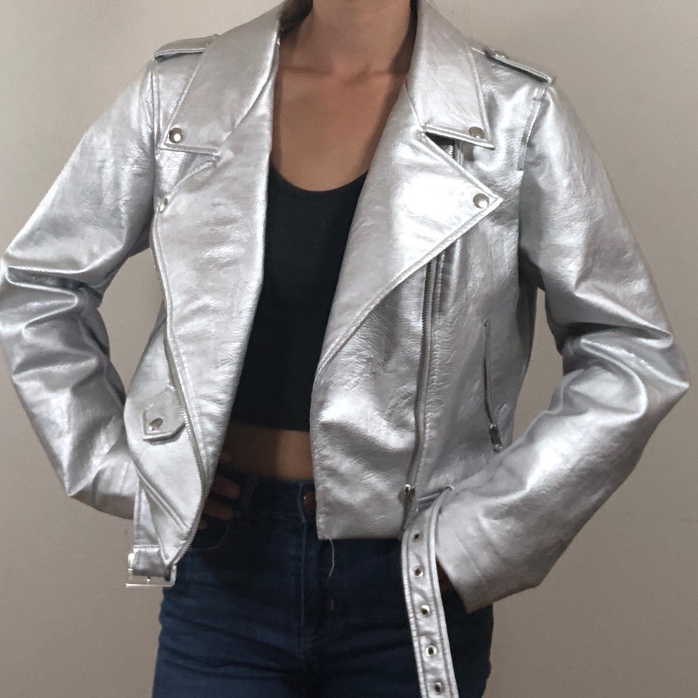 Silver Jacket With Real Pockets - Picture 8 of 8